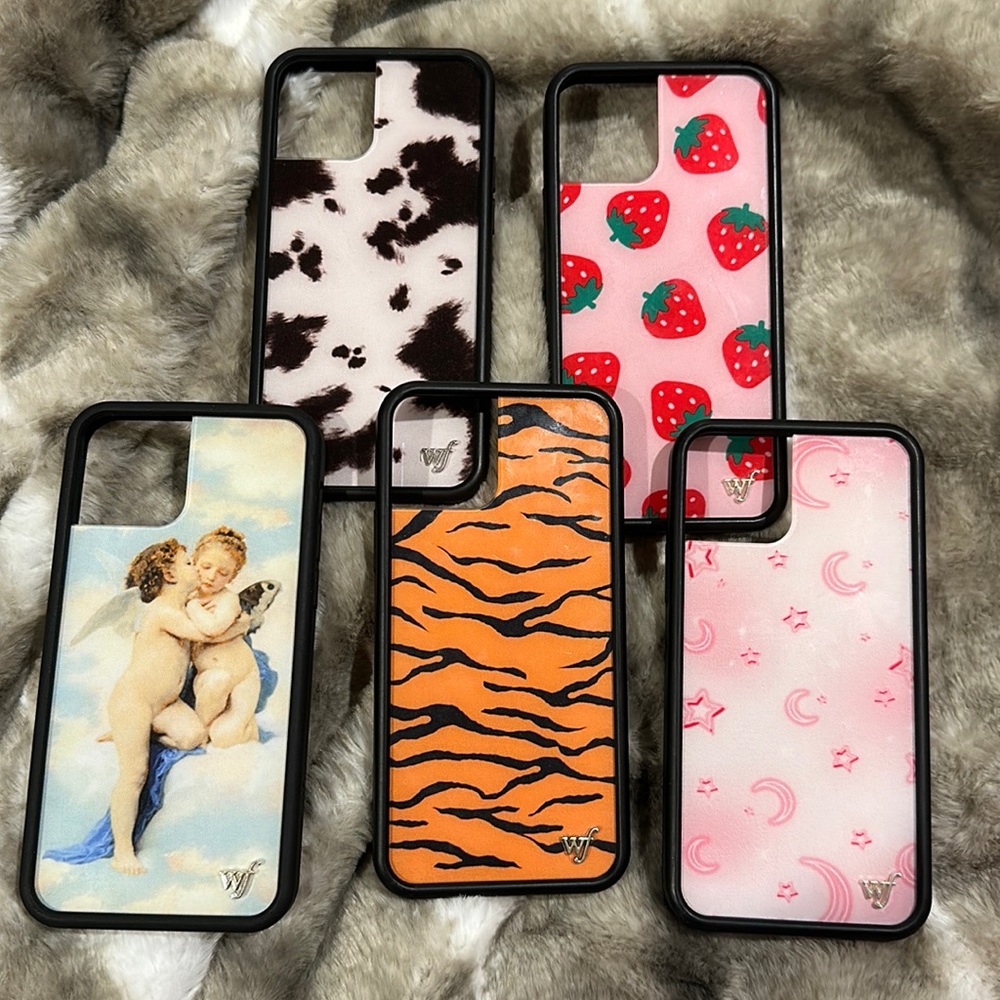 iPhone 12 pro Wildflower cases